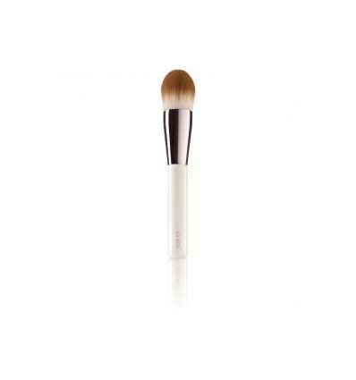 The Foundation Brush